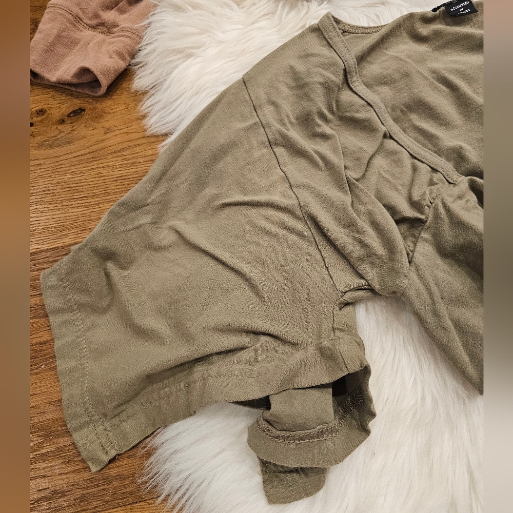 Vintage Brown Hooded Jacket and Green Tie-Front Top - Picture 3 of 14